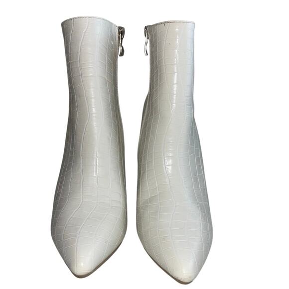 NWOT White Crocodile Pattern Faux Leather High Heel Ankle Boots EU 39 / US 8.5 - Picture 3 of 12